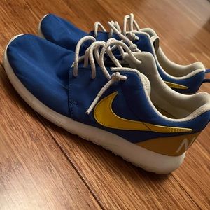 Nike Fabric Roshe Runs